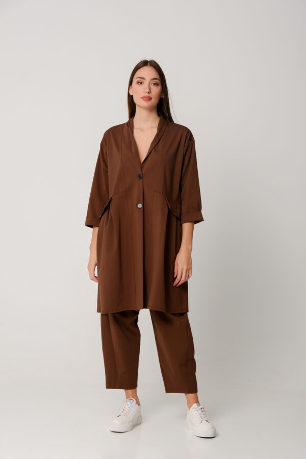 ΜΟΝΤΕΝΑ ΕΛΑΣΤΙΚΗ ΖΑΚΕΤΑ ΣΕ ΑΝΕΤΗ ΓΡΑΜΜΗ